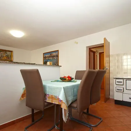 Mirko 647 Appartement *